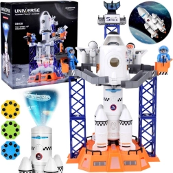 Space station with rocket, space shuttle and projector with figurines