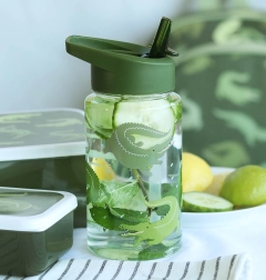 A Little Lovely Company laste joogipudel – Krokodill