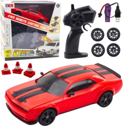 RC driftiauto 4WD vahetatavate ratastega – punane