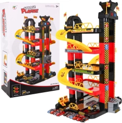 Mitmetasandiline parkimismaja liikuva liftiga ja 10 võidusõiduautoga