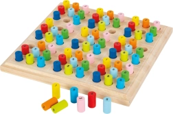 Puidust sudoku värviliste silindritega