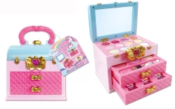 Kosmeetikakomplekt kohvris Unicorn