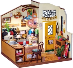 Miniature Homey Kitchen Dollhouse