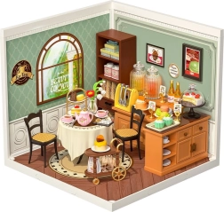 RoboTime Mint Tea House Miniature