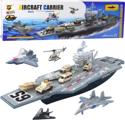 Suur sõjaväeline lennukikandja tankide ja lennukitega 70 cm