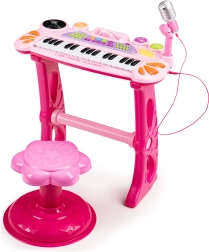 Klaviatuur mikrofoni ja MP3-ga