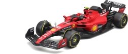 Bburago Ferrari SF23 1:24 Carlos Sainz – kollektsioonimudel kaitsekarbis