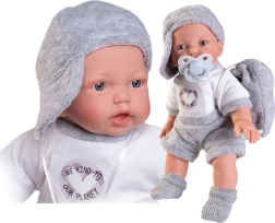 Reaalne nukk ökoloogilise rõivastuse ja helidega