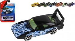 Metallist ja plastist mini auto 8 cm vabajooksuga – värvide segu
