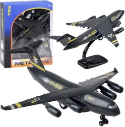 Sõjaline transpordilennuk efektidega