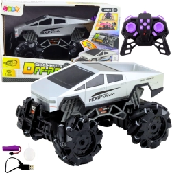 RC off-road pickup 1:16 with lights and smoke effect