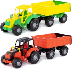 Plastist traktor haagisega lastele