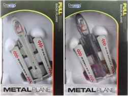 Patareidel tagasiveoga metallist lennuk