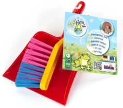 Plastist harjake ja kühvel lastele