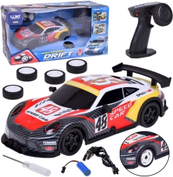 RC kaugjuhtimispuldiga driftivõidusõiduauto