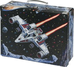 Kokkupandav koolikohver Pixel Space metallkinnitusega