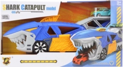 Hai – väljalaskega autorada kahe väikese autoga