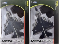 Metallist mängulennuk patareidega tagasiveoga