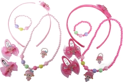 Fashion set with doll and accessories for little stylists