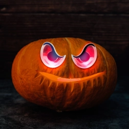 Halloweeni õudsed silmad punase LED-valgustusega, patareitoitel
