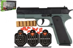 Vahulaskemooniga püstol märklaudadega