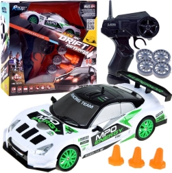 RC driftiauto 1:24 kaugjuhtimise ja koonustega