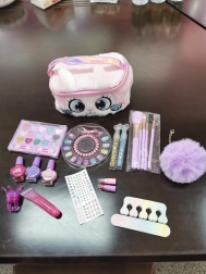 Mega set for little stylist in a plush handbag with a kitty