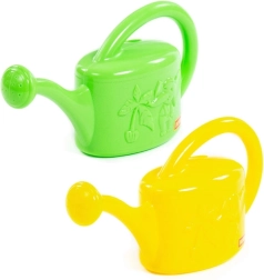 Laste keskmine plastist kastekann