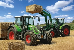 Puzzle SCHMIDT – traktorid FENDT 724 Vario ja FENDT 716 Vario, 100 tükki