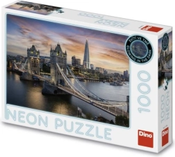 Neoonpusle Hämarus Tower Bridge’i kohal 1000 tükki