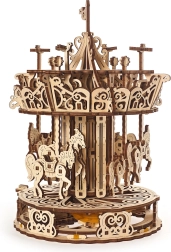Puidust mehaaniline karussell UGEARS 3D pusle