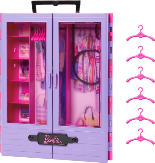 Easy-to-carry wardrobe