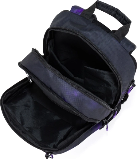 Smart organization with laptop pocket