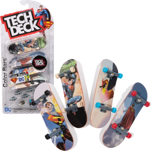 Tech Deck fingerboard’i komplekt: 4 mini rula kokkupanekuks DC Comics Superman
