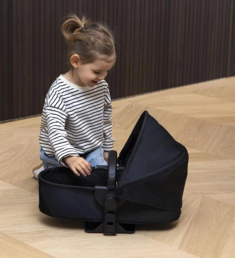 3-ühes: korv, sportiste ja voodike