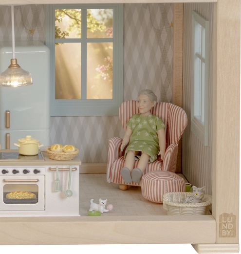 Lundby maailmale mõõtkavas 1:18