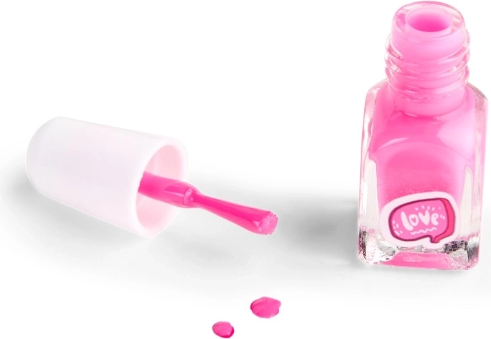 Vivid polish colors for a striking look