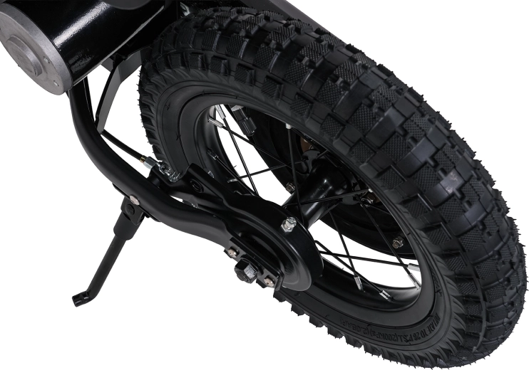 Off-road tires with a pronounced tread