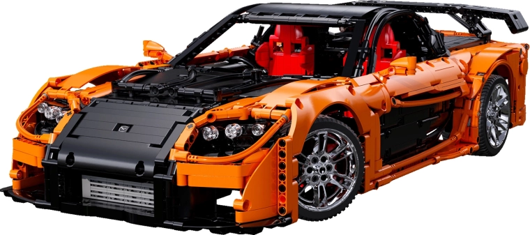 Impressive look of a 56 cm sports car