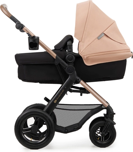 2-in-1 seat: carrycot and stroller in one