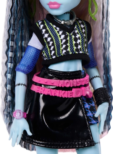 Style that catches the eye at first glance