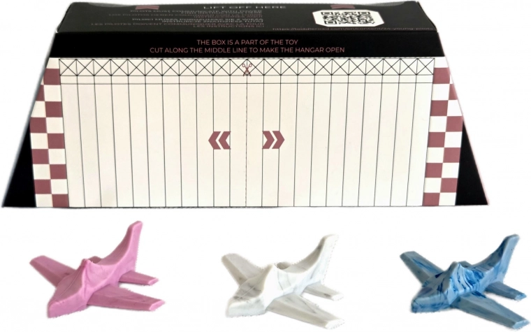 Toddleroad Hangar Marble – set of 3 ergonomic silicone airplanes with functional box