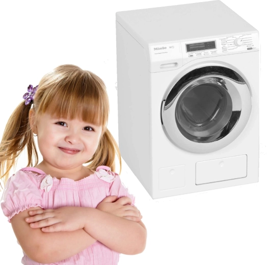 Avatavad uksed ja pöörlev trummel