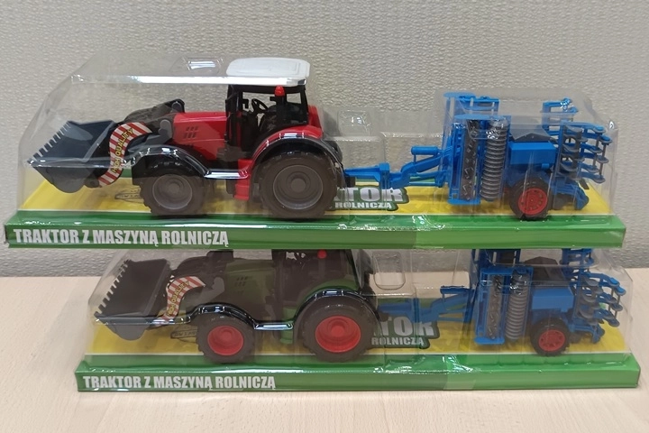 Gazelo traktor põllumajandusmasinaga