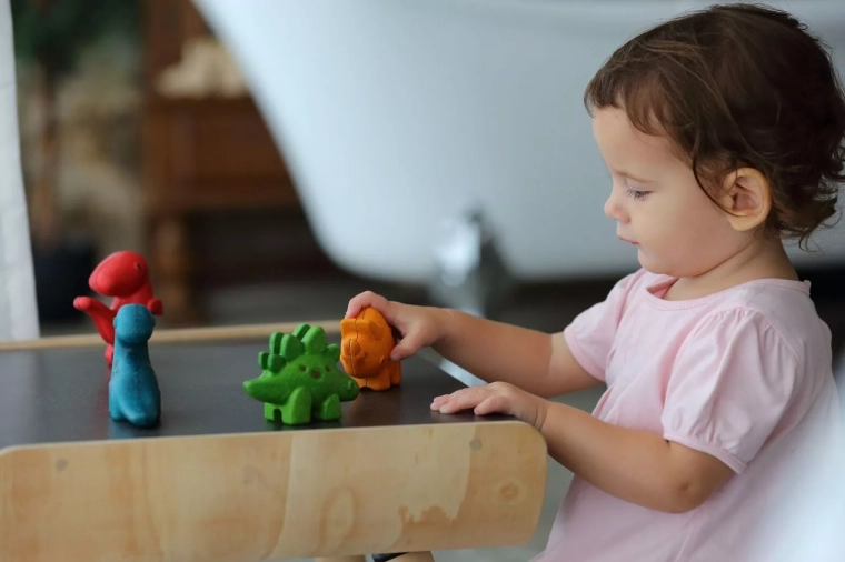 Easy to grip for small hands
