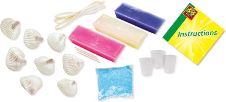 Colored wax for creative designs