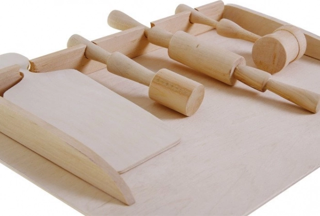 Supports creativity and fine motor skills