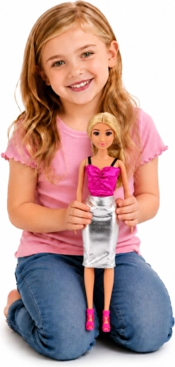 30 cm doll with movable limbs