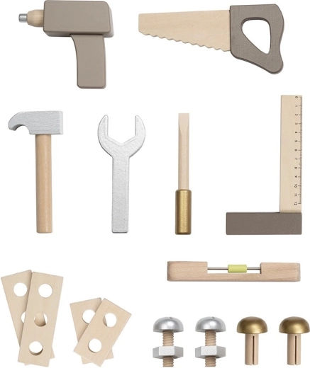 Tools and accessories for playing a real DIYer