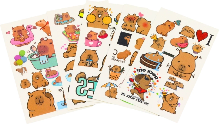 10 sheets full of capybaras